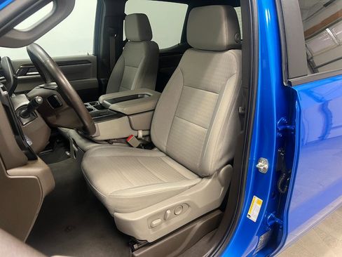 Used 2025 Chevrolet Silverado 1500 LT AWD/4WD image 35