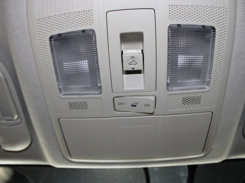 Used 2016 MAZDA MAZDA3 s Grand Touring image 21