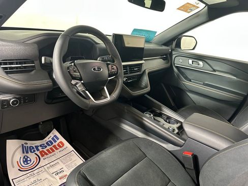 New 2026 Ford Explorer Tremor w/ Tremor Convenience Package image 15