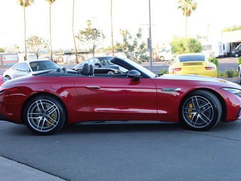 Used 2022 Mercedes-Benz SL 63 AMG 4MATIC image 13