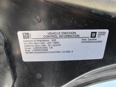 Used 2020 Chevrolet Camaro LT image 24