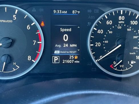 Certified 2025 Nissan Sentra S FWD image 29
