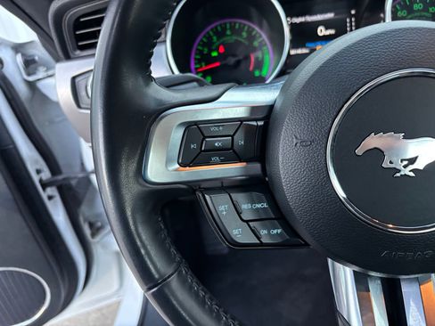 Used 2022 Ford Mustang Premium image 17