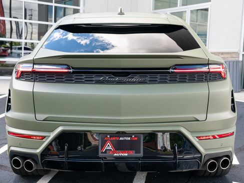 Used 2025 Lamborghini Urus SE AWD/4WD image 17