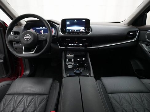 Used 2023 Nissan Rogue Platinum w/ Platinum Premium Package image 5