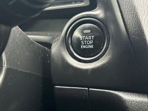 Used 2018 MAZDA MAZDA3 Sport image 23