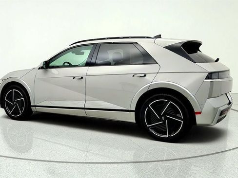 Used 2025 Hyundai Ioniq 5 Limited AWD/4WD image 7
