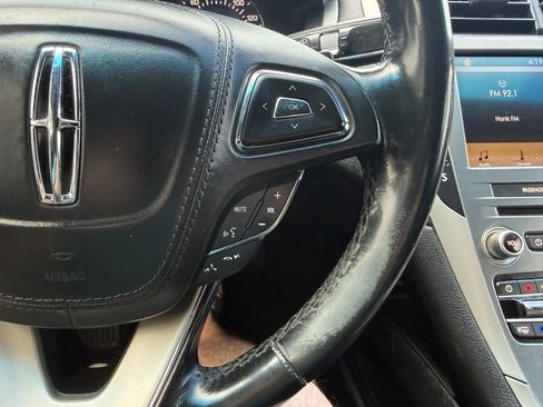 Used 2017 Lincoln MKZ Premiere FWD image 32