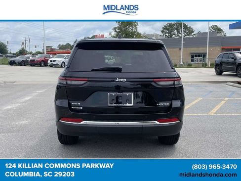 Used 2025 Jeep Grand Cherokee Limited AWD/4WD image 5