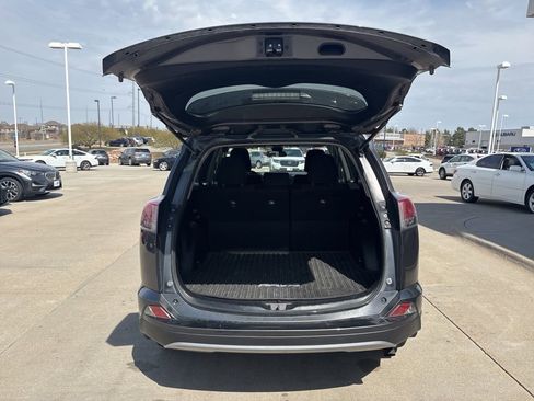 Used 2017 Toyota RAV4 XLE w/ Protection Package image 34