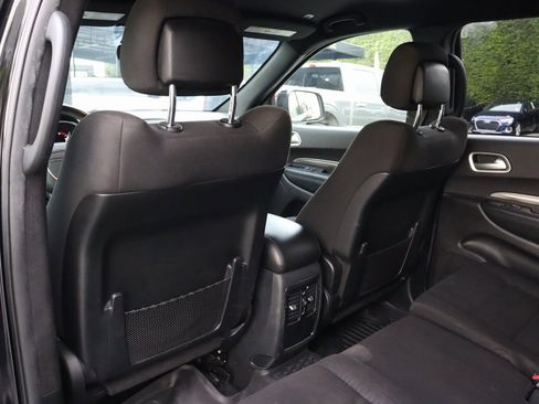 Used 2020 Dodge Durango SXT image 17