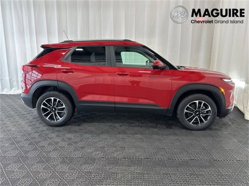 New 2026 Chevrolet TrailBlazer LT w/ LT Cold Weather Package image 2