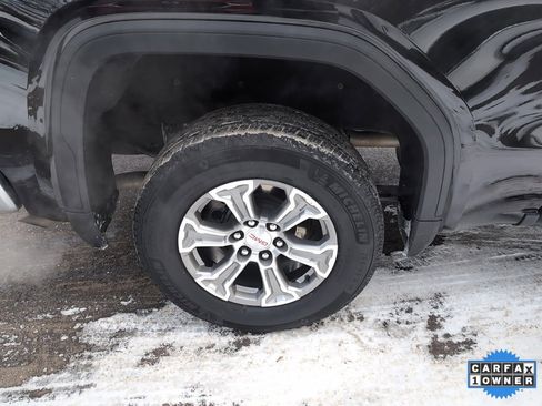 Used 2025 GMC Sierra 1500 SLT image 4