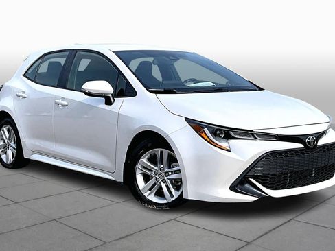 Used 2022 Toyota Corolla SE image 2