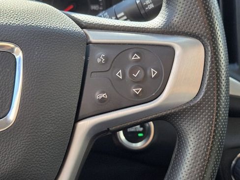 Used 2023 GMC Terrain SLE w/ Driver Convenience Package FWD image 24