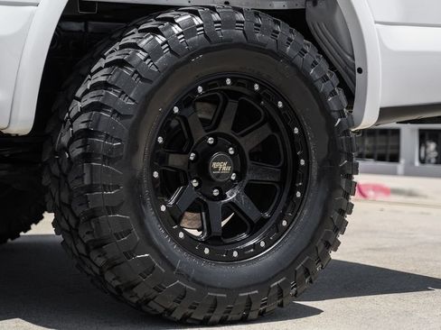 Used 2019 Ford F150 Lariat AWD/4WD image 64