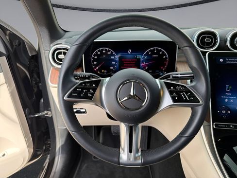 Used 2024 Mercedes-Benz GLC 300 image 21