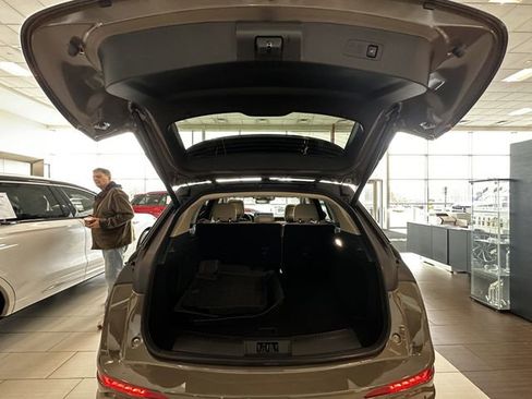 Certified 2025 Lincoln Corsair Grand Touring w/ Equipment Group 302A image 40