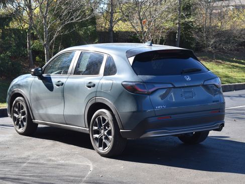 Certified 2025 Honda HR-V Sport image 29