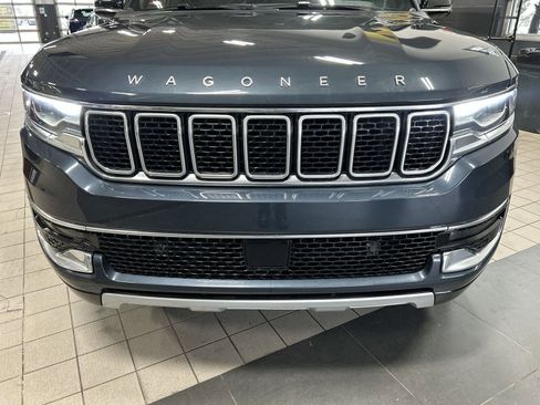 Used 2024 Jeep Wagoneer Series II image 31