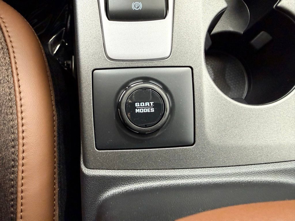 New 2026 Ford Bronco Sport Outer Banks w/ Outer Banks Tech Package+ AWD/4WD image 38