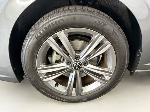 Used 2022 Volkswagen Jetta SE FWD image 34