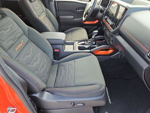 Certified 2025 Nissan Frontier Pro-X RWD image 14