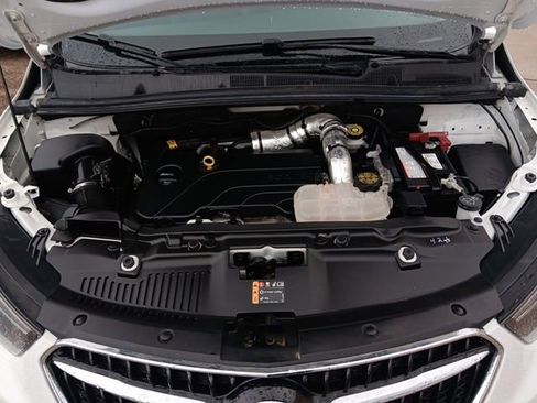 Used 2022 Buick Encore Preferred w/ Safety Package II image 37