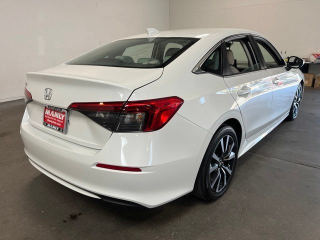 Used 2024 Honda Civic EX image 3