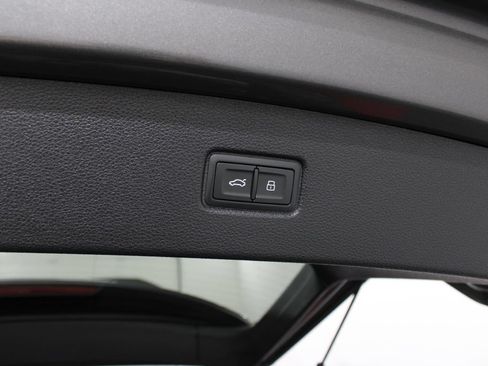 Used 2019 Audi Q7 3.0T Premium Plus AWD/4WD image 34