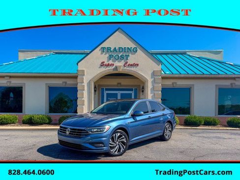Used 2020 Volkswagen Jetta SEL Premium FWD image 1