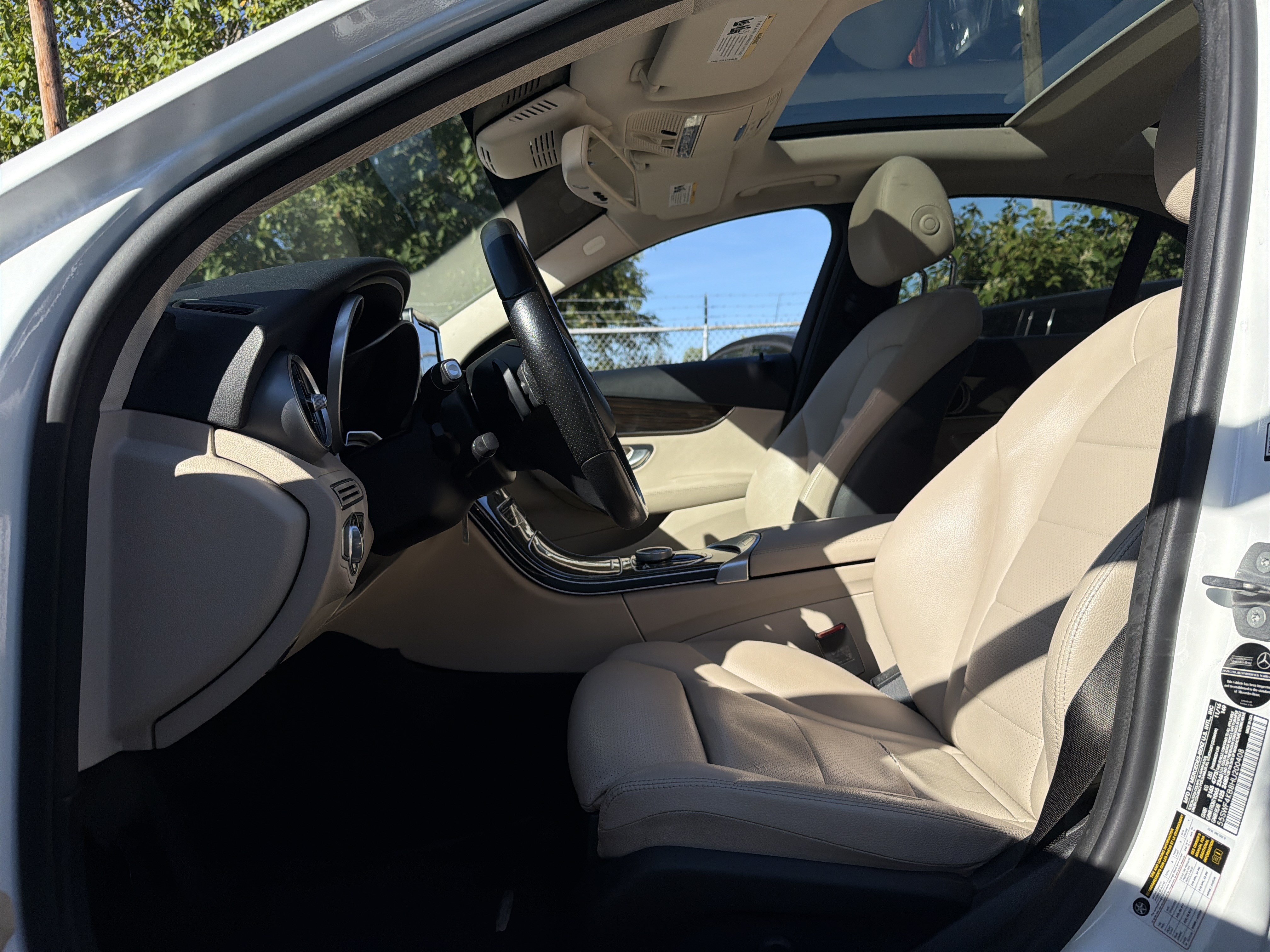 Used 2017 Mercedes-Benz C 300 4MATIC Sedan image 11