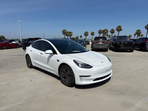 Used 2023 Tesla Model 3 Long Range AWD/4WD image 4