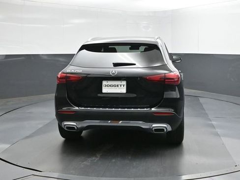 Certified 2025 Mercedes-Benz GLA 250 image 5
