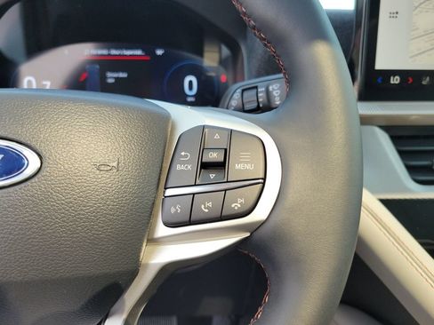 New 2026 Ford Explorer Active w/ Active Comfort Package AWD/4WD image 25