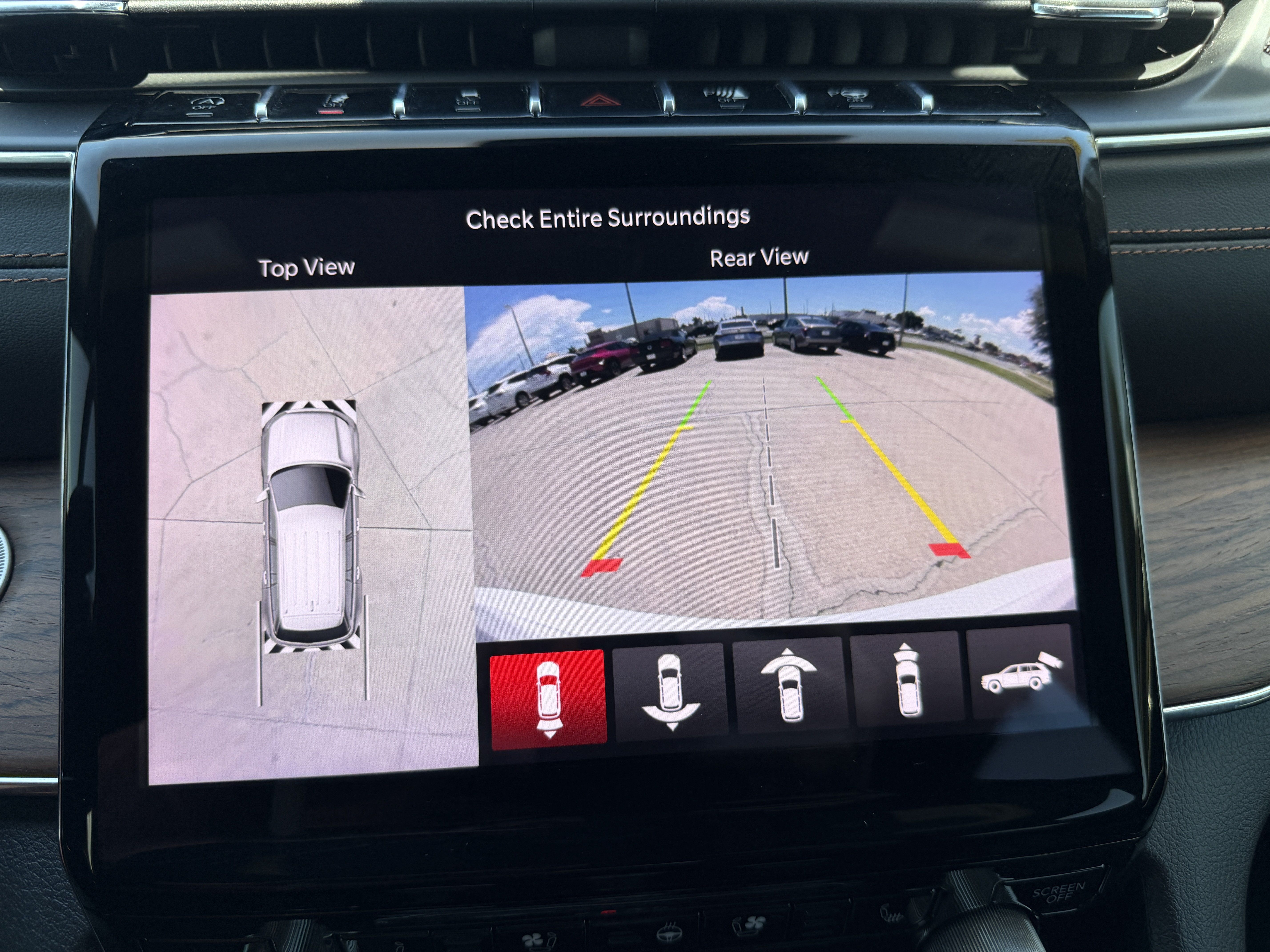Used 2024 Jeep Grand Cherokee Summit w/ Luxury Tech Group V AWD/4WD image 23