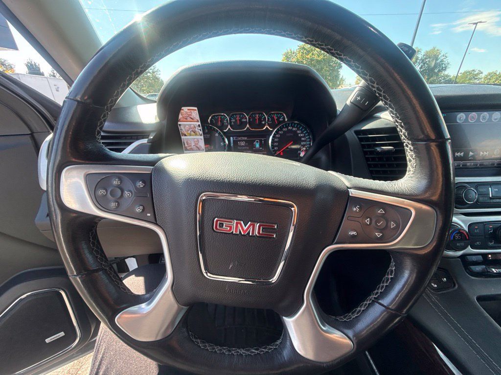 Used 2019 GMC Yukon SLT AWD/4WD image 11