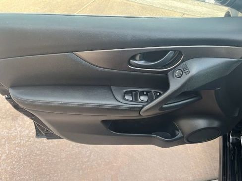 Used 2021 Nissan Rogue Sport S AWD/4WD image 11