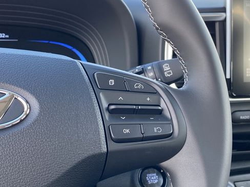 New 2026 Hyundai Venue SEL image 19