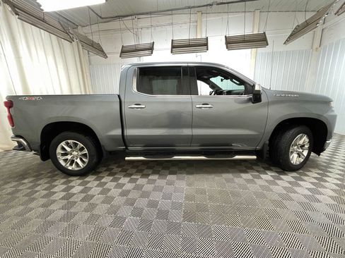 Used 2021 Chevrolet Silverado 1500 LTZ w/ Technology Package AWD/4WD image 26