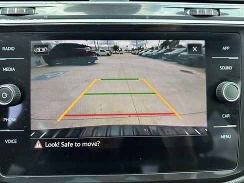 Used 2024 Volkswagen Tiguan SE R-Line FWD image 19