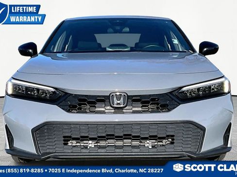 Used 2025 Honda Civic Sport image 2