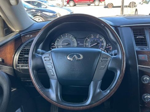 Used 2012 INFINITI QX56 2WD w/ Deluxe Touring Pkg image 10