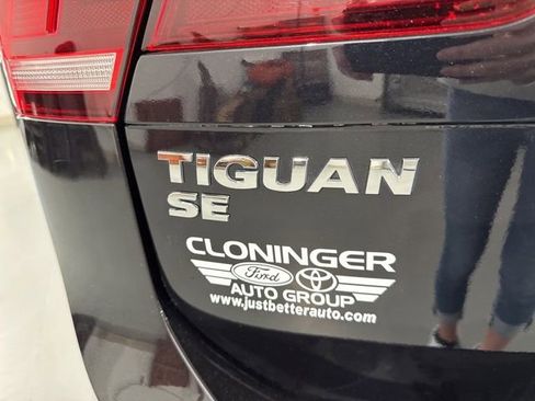 Used 2018 Volkswagen Tiguan SE FWD image 10
