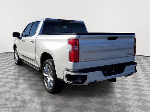 Used 2025 Chevrolet Silverado 1500 High Country image 4