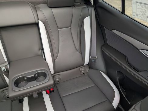 New 2025 Buick Envision Sport Touring image 32