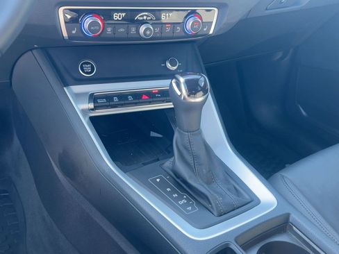 Certified 2025 Audi Q3 2.0T Premium w/ Convenience Package image 18