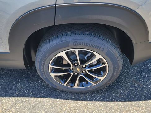 New 2026 Chevrolet TrailBlazer LT w/ LT Cold Weather Package FWD image 8