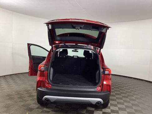Used 2023 Ford Escape Active AWD/4WD image 31