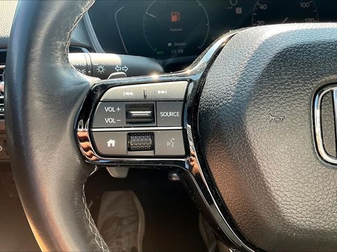 Used 2025 Honda Civic Sport image 22